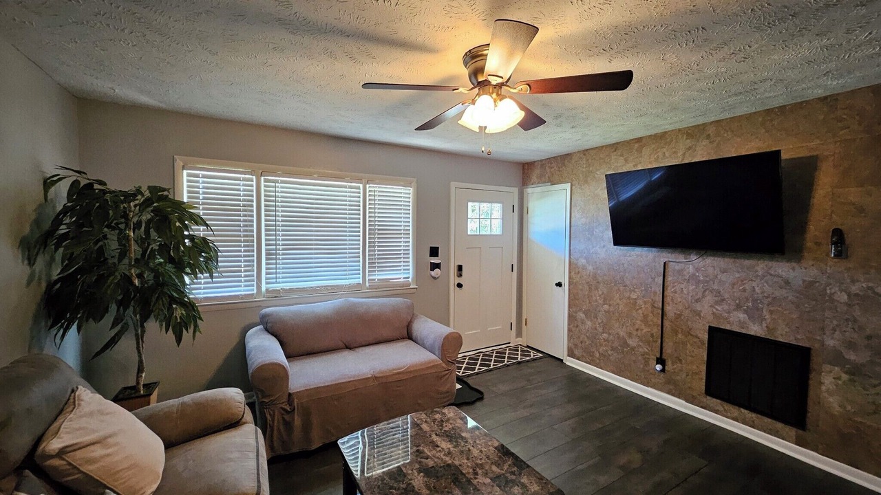 Photo of Livingroom in Fayetteville