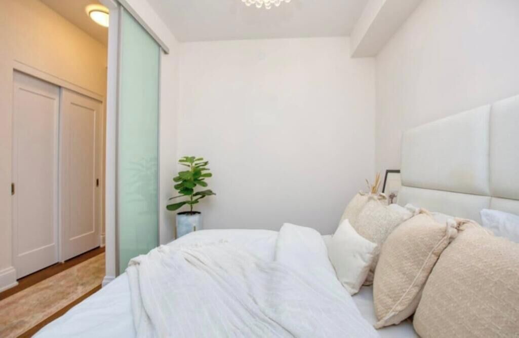 Photo of Bedroom in Midtown Toronto