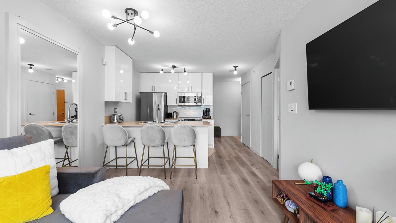 Photo of Livingroom in Midtown Toronto