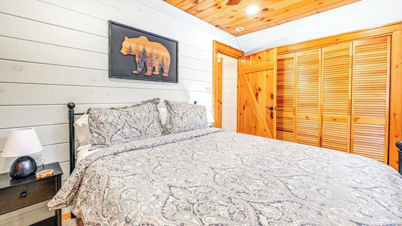 Photo of Bedroom in Cashiers