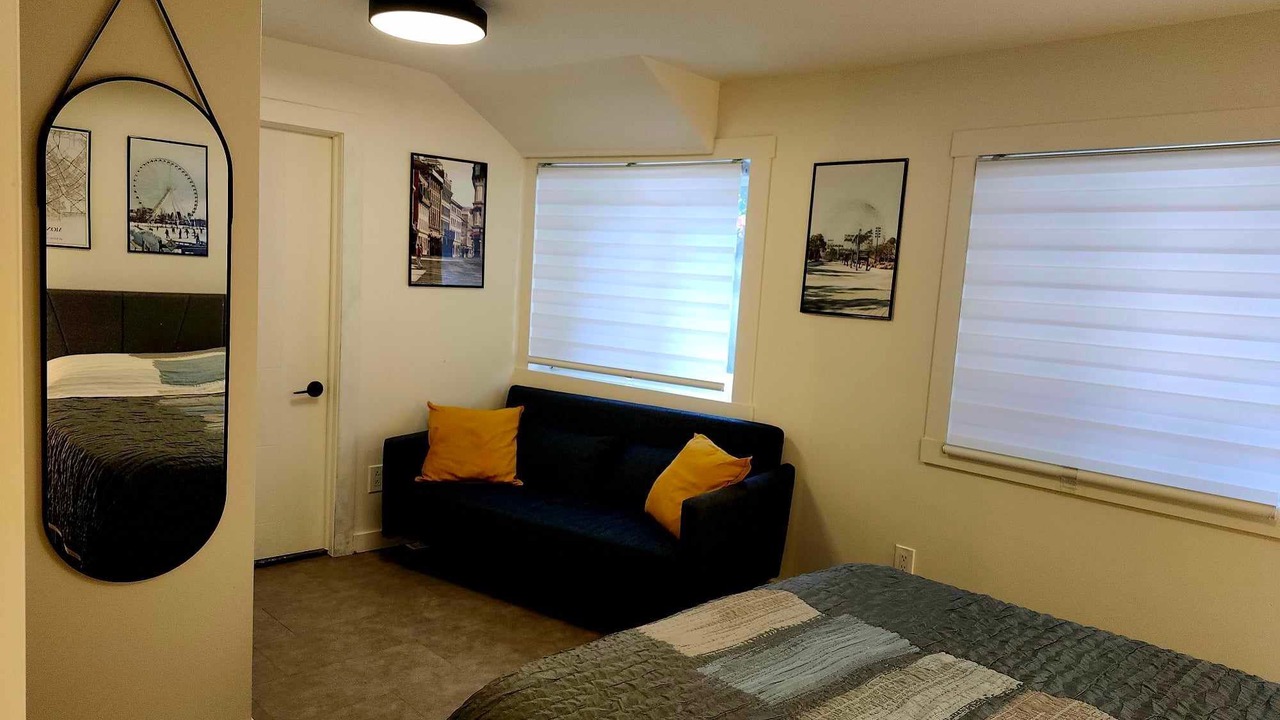 Photo of Bedroom in De Lorimier