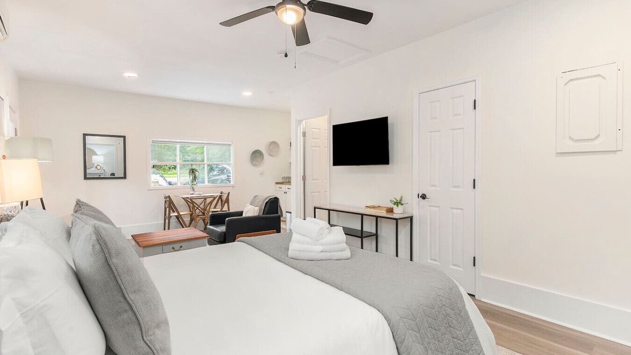 Photo of Bedroom in Charleston