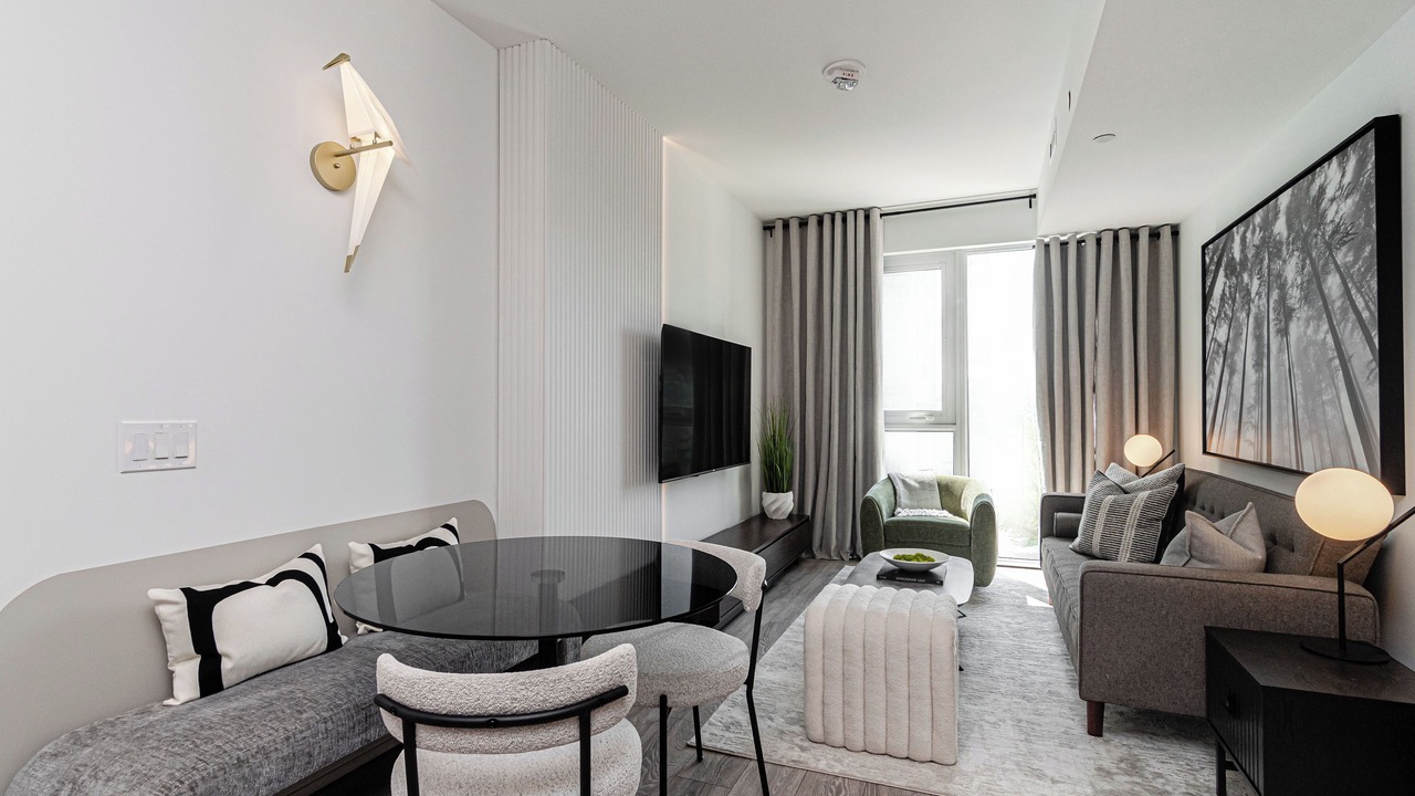 Photo of Livingroom in Forest Hill South