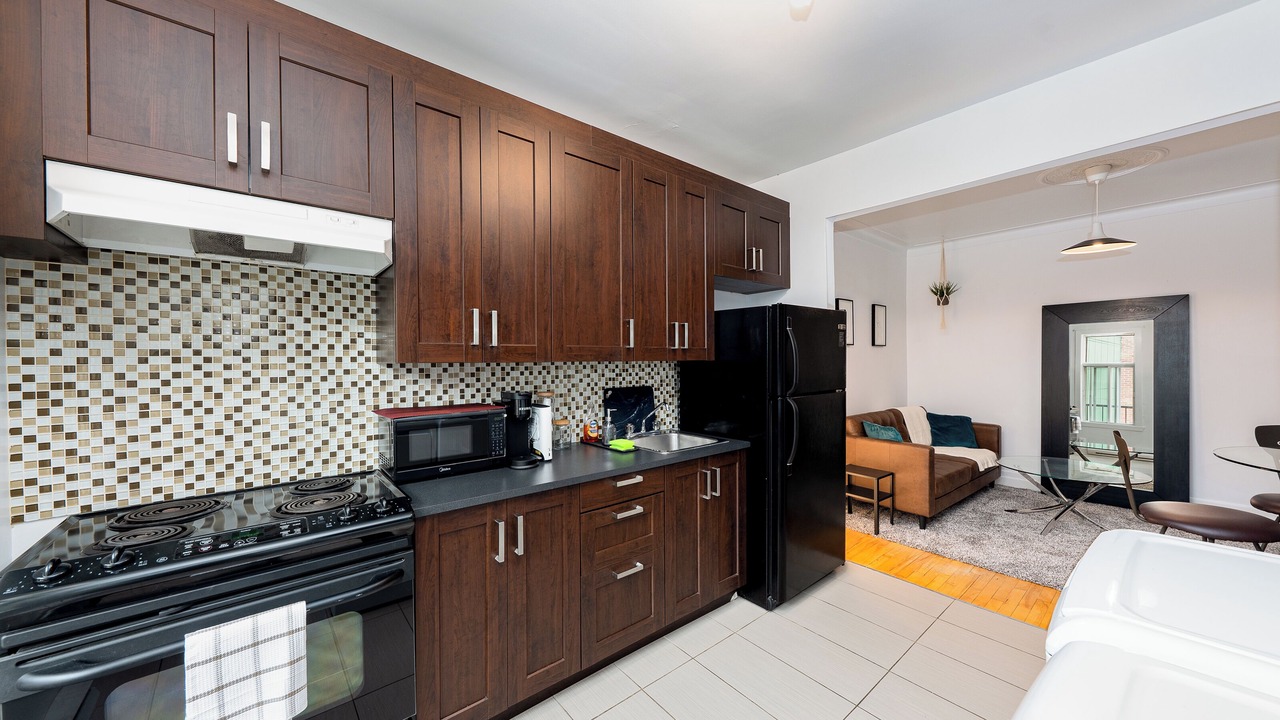 Photo of Kitchen in De Lorimier