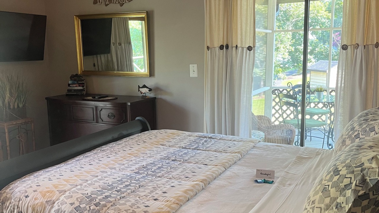 Photo of Bedroom in Monroe