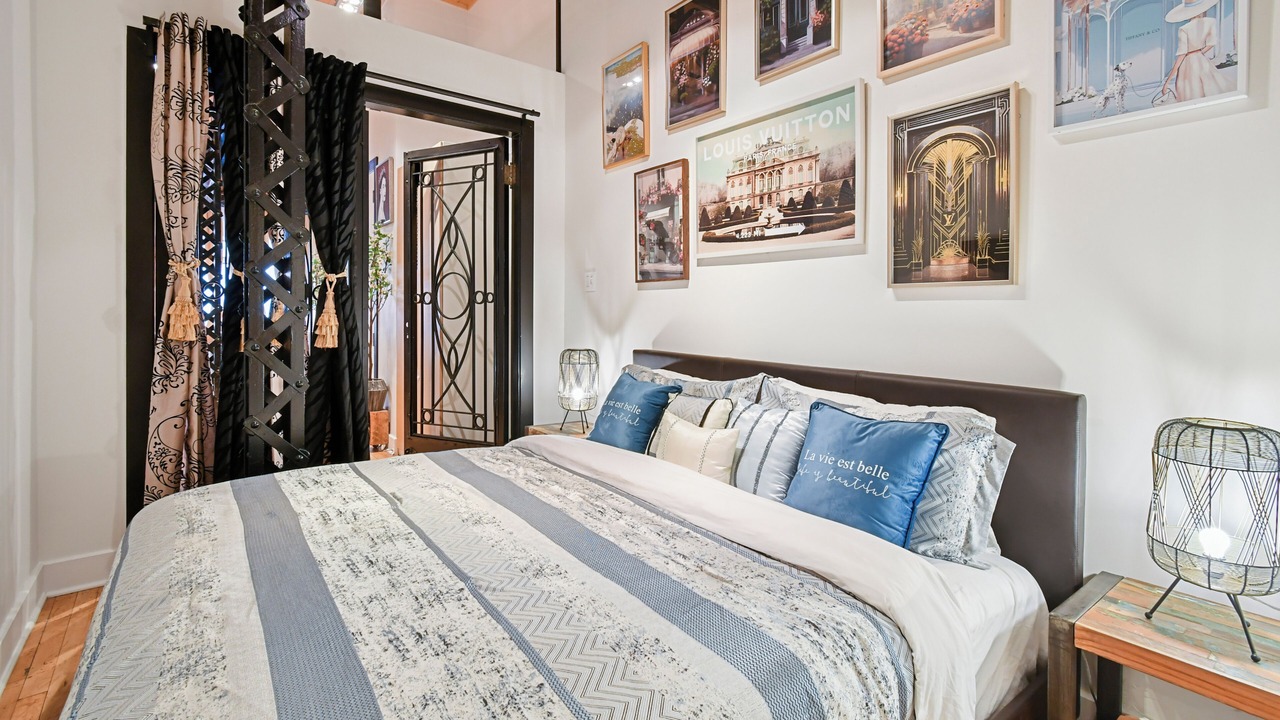 Photo of Bedroom in Old Montreal
