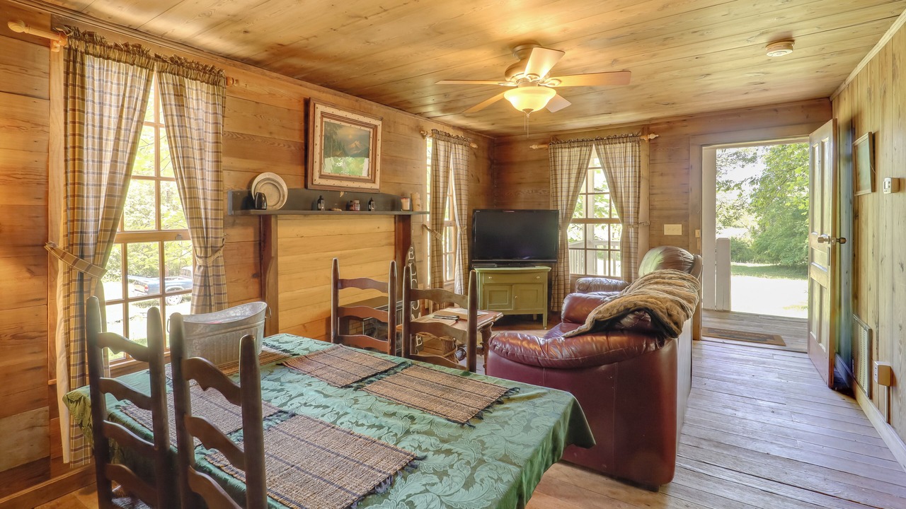 Photo of Bedroom in Vein Mountain