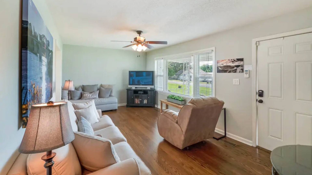 Photo of Bedroom in Rossville