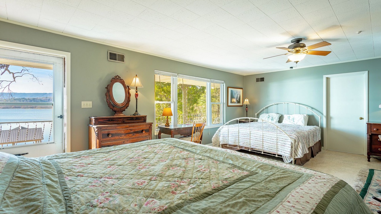 Photo of Bedroom in Spring City