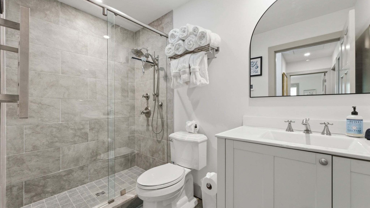 Photo of Bathroom in Highlands Hills