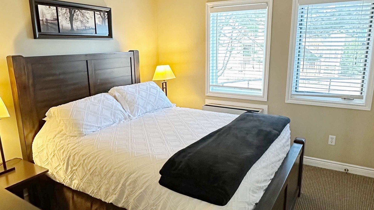 Photo of Bedroom in Craigleith