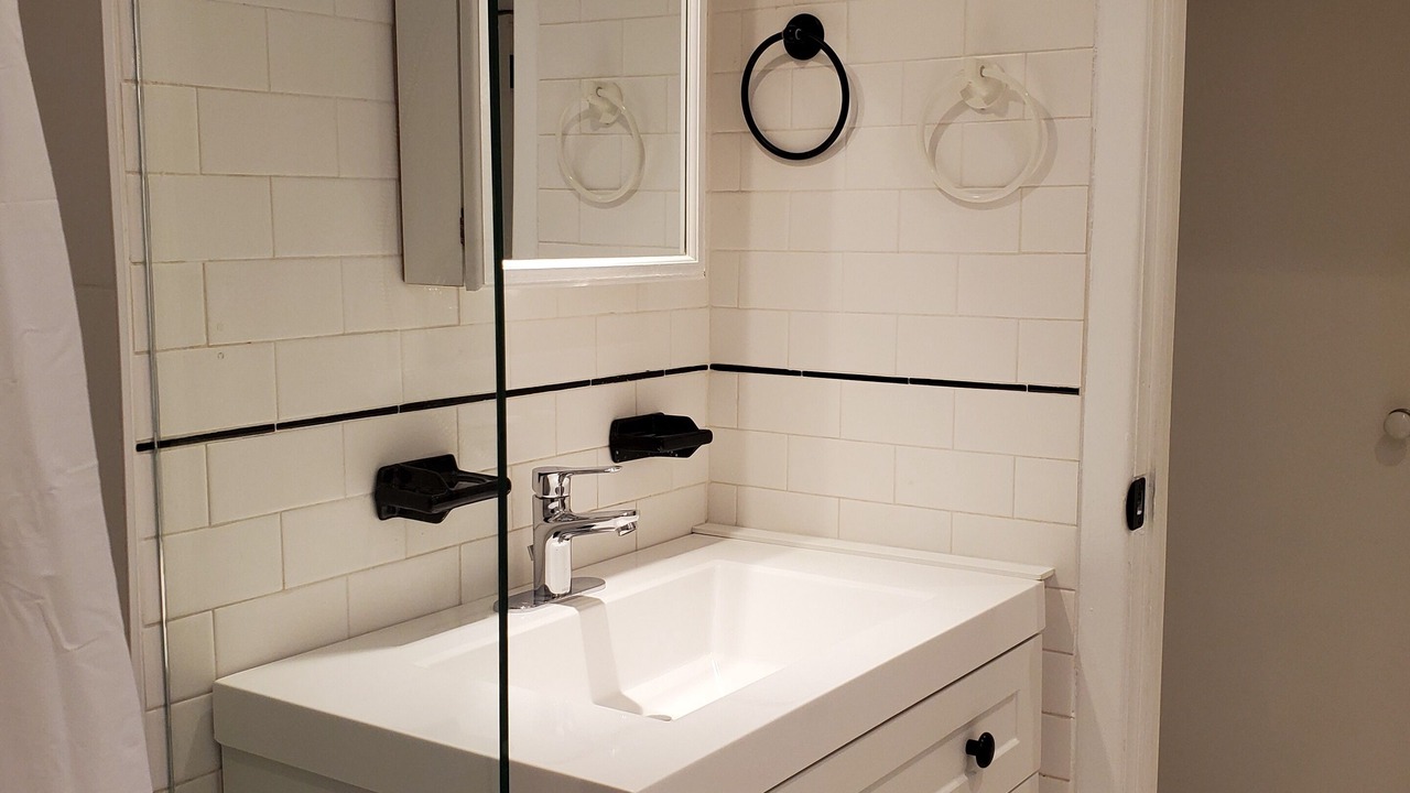 Photo of Bathroom in Trinity - Bellwoods