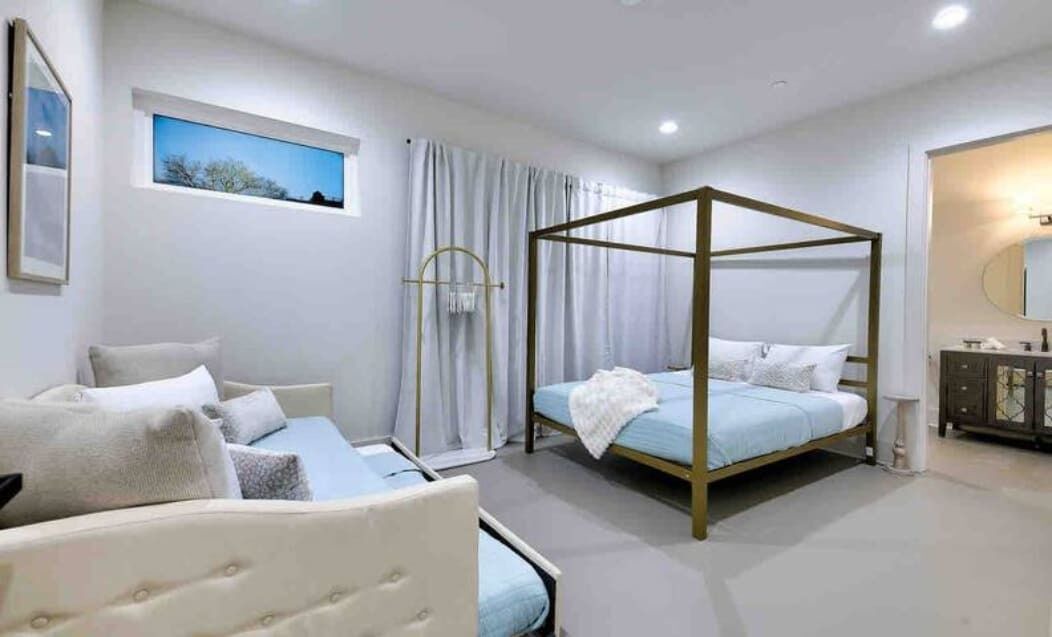 Photo of Bedroom in North Capitol