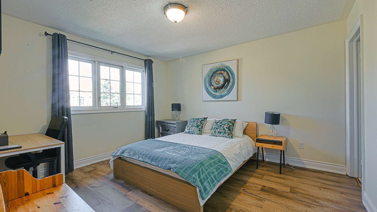 Photo of Bedroom in Richmond Hill