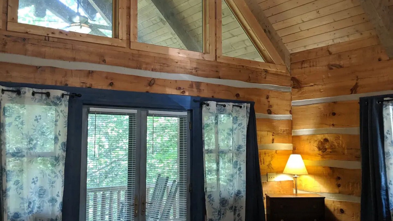 Photo of Bedroom in Waynesville