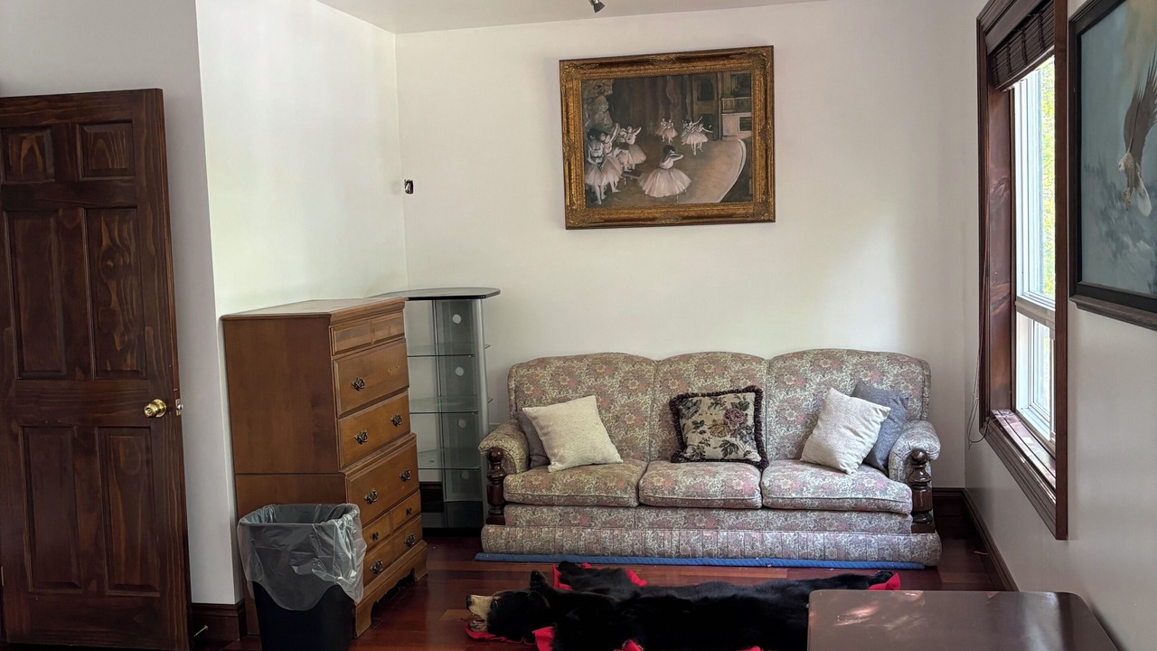 Photo of Livingroom in Faraday