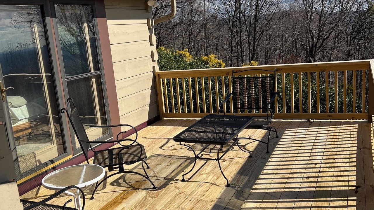 Photo of Patio Balcony in Fancy Gap