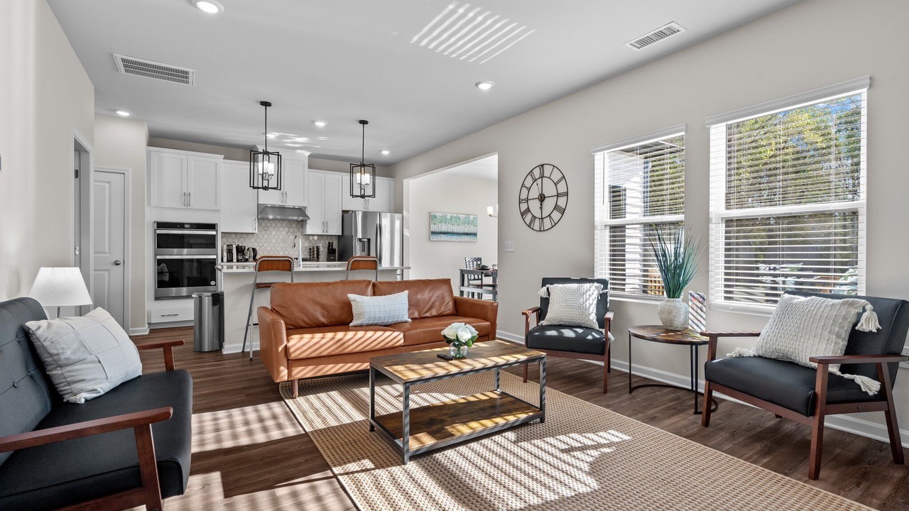 Photo of Livingroom in East Raleigh