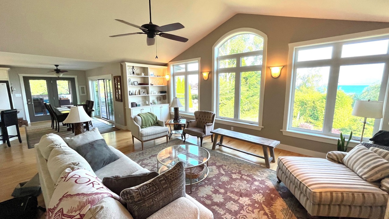 Photo of Livingroom in Saugeen Shores