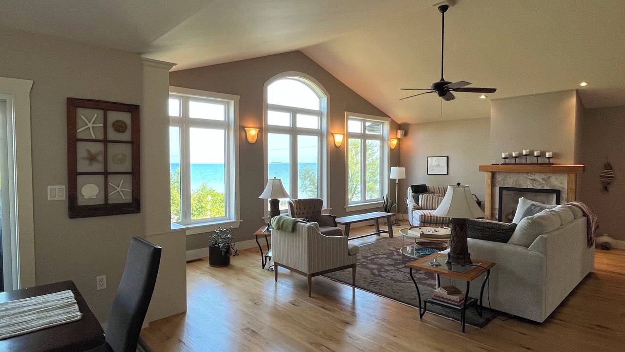 Photo of Livingroom in Saugeen Shores