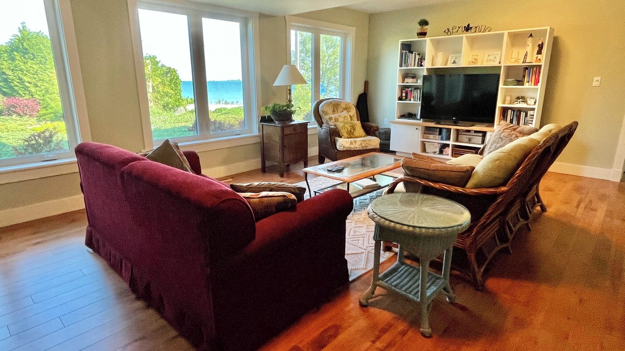 Photo of Livingroom in Saugeen Shores