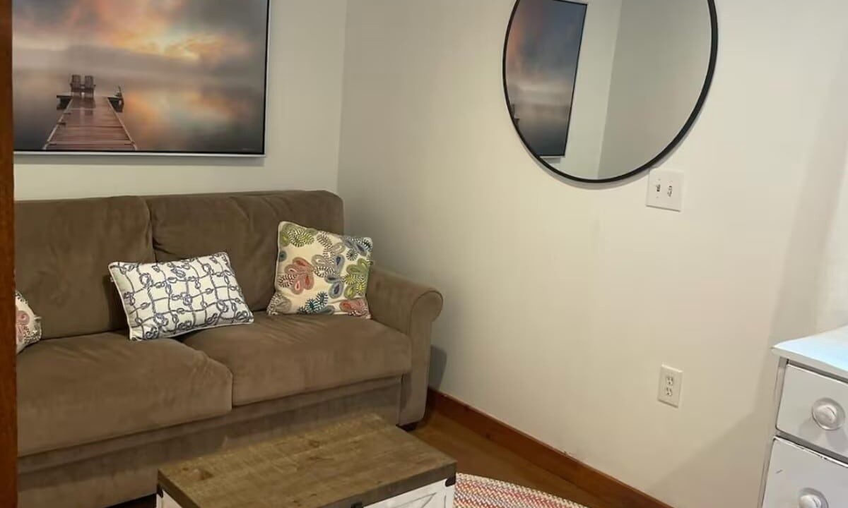 Photo of Livingroom in Wayne