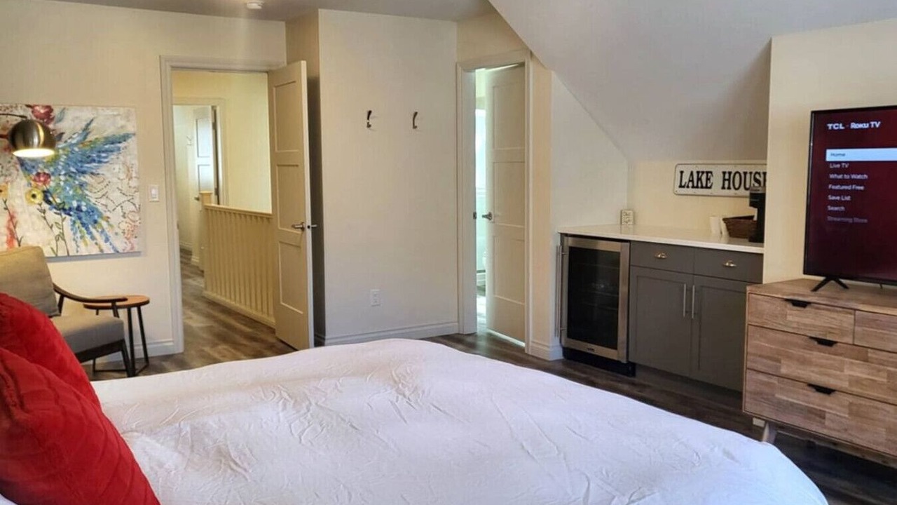 Photo of Bedroom in Osoyoos