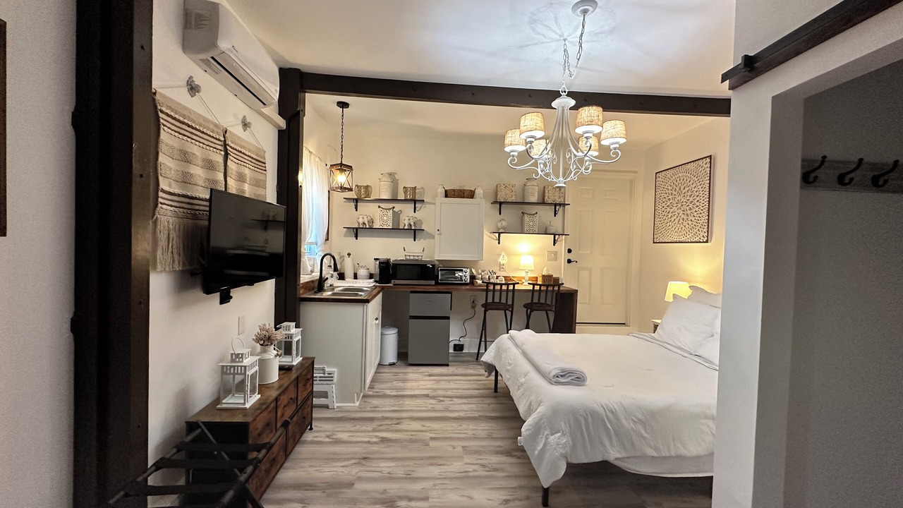 Photo of Bedroom in Matthews