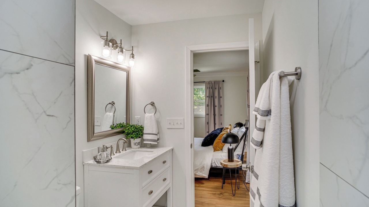 Photo of Bedroom in Gallatin