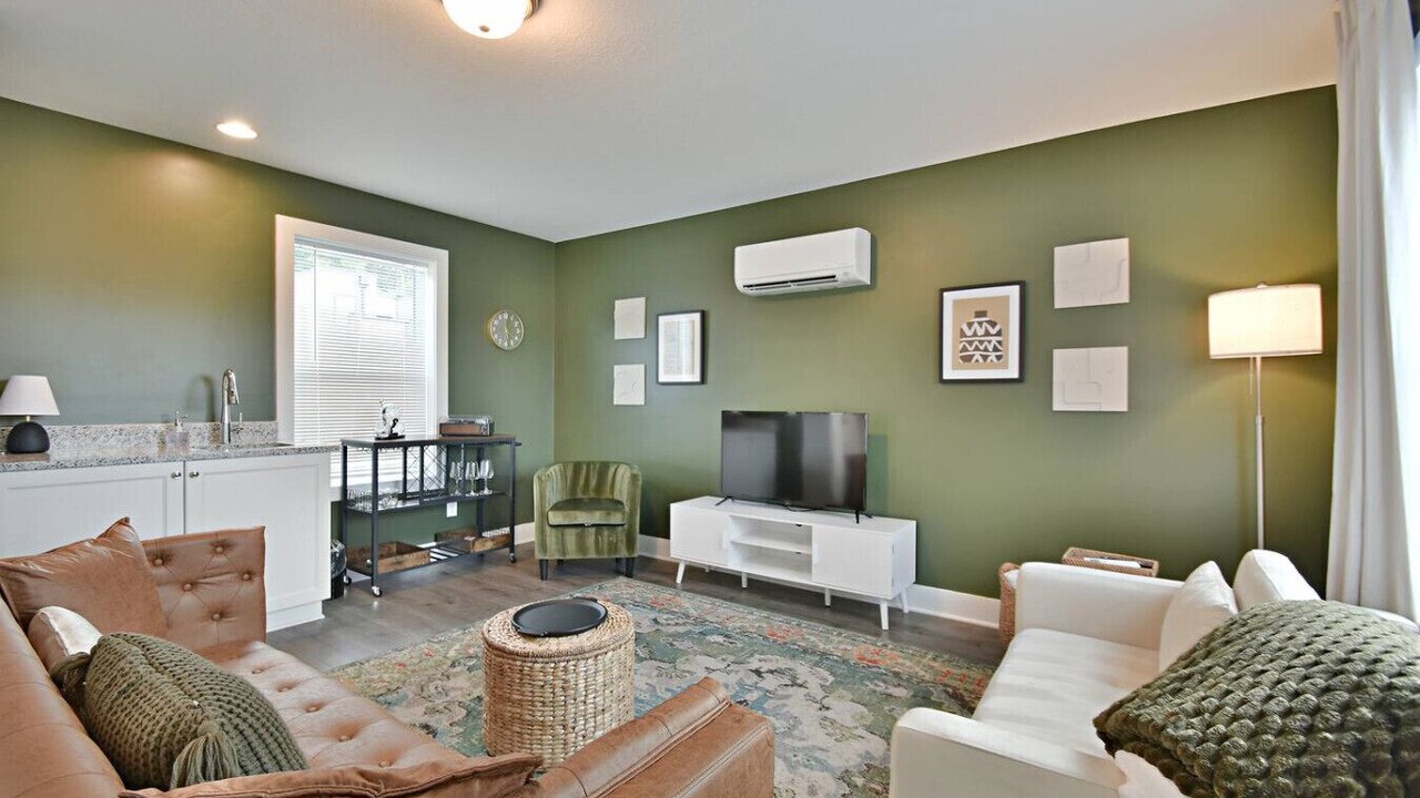 Photo of Livingroom in Knoxville