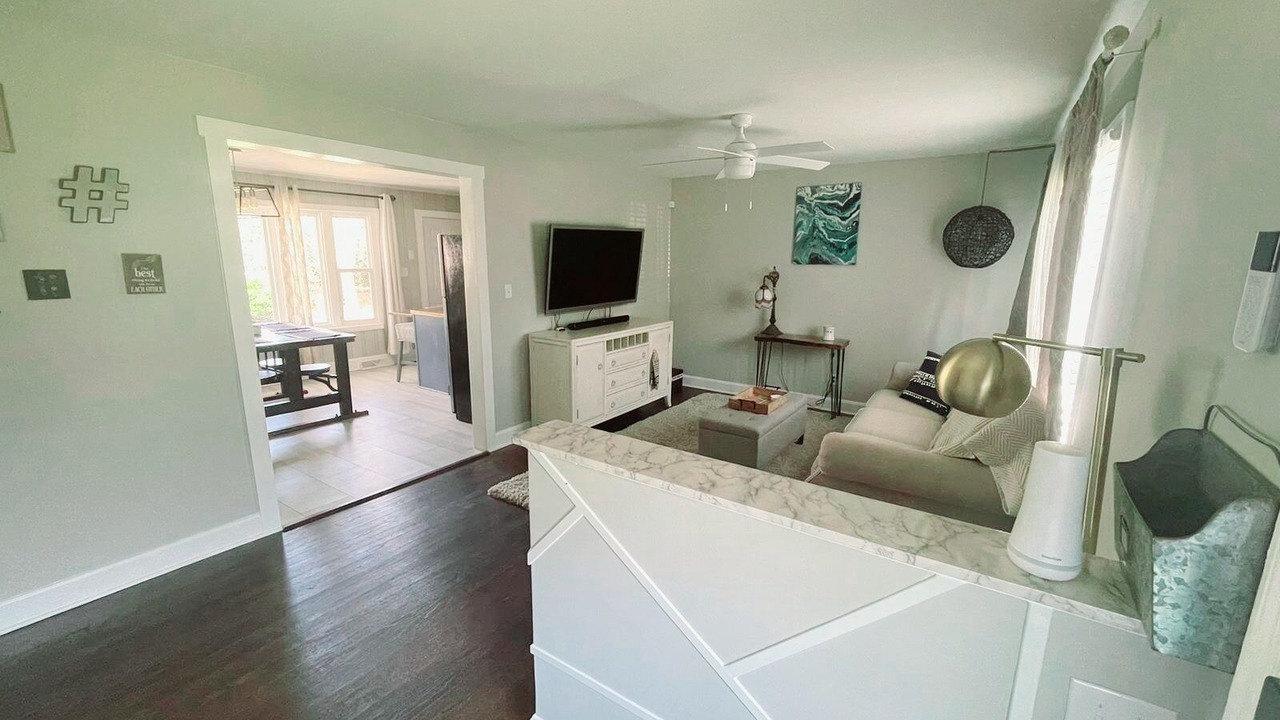 Photo of Livingroom in Paw Creek