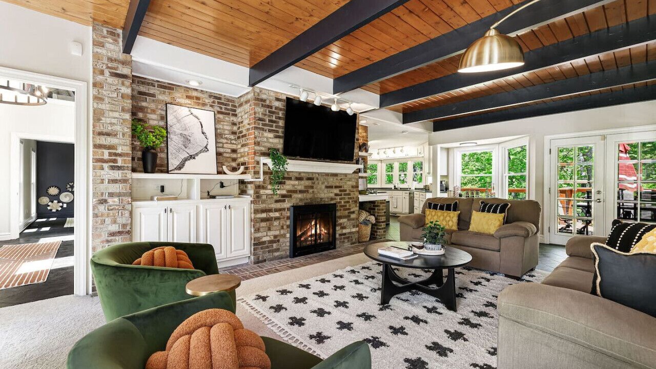 Photo of Livingroom in Waynesville