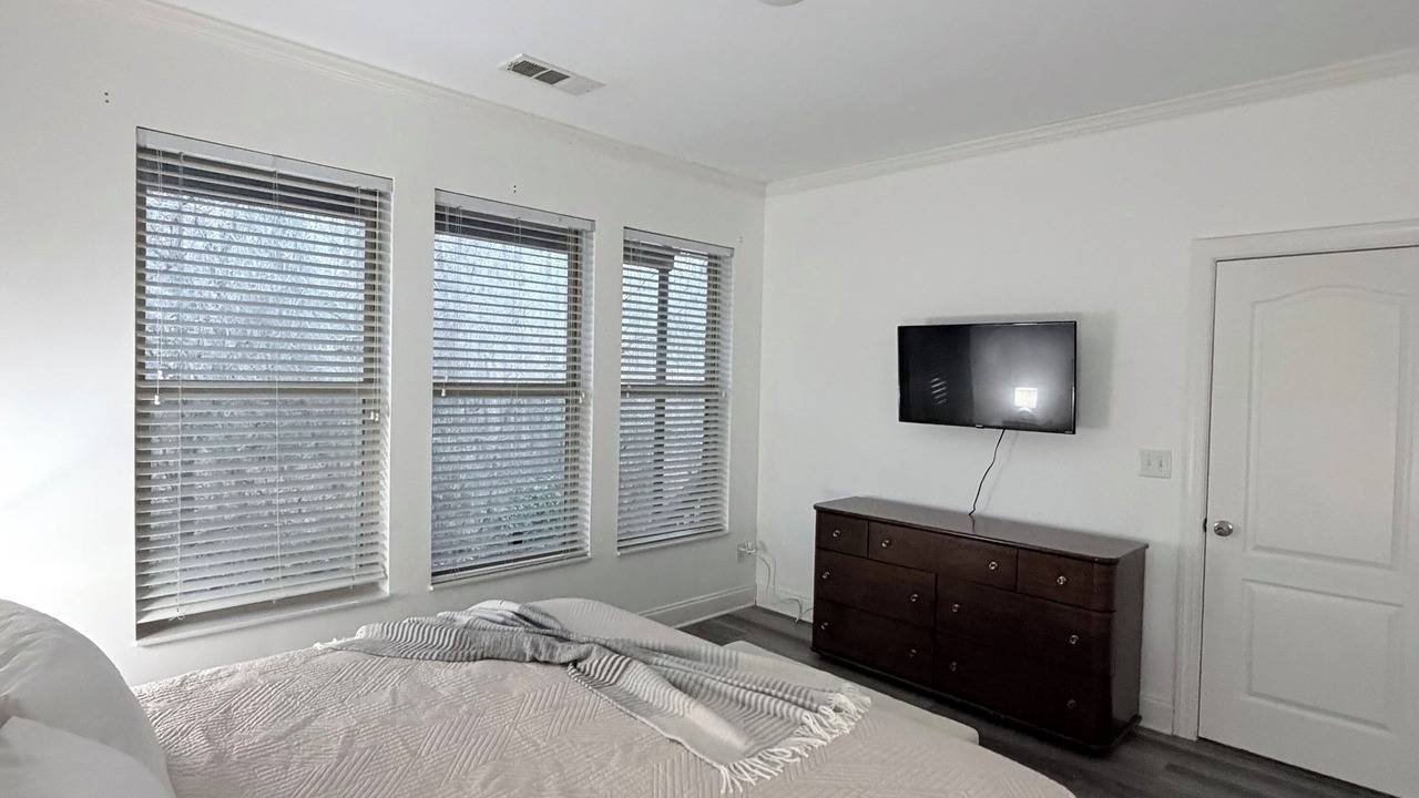 Photo of Bedroom in Lawrenceville