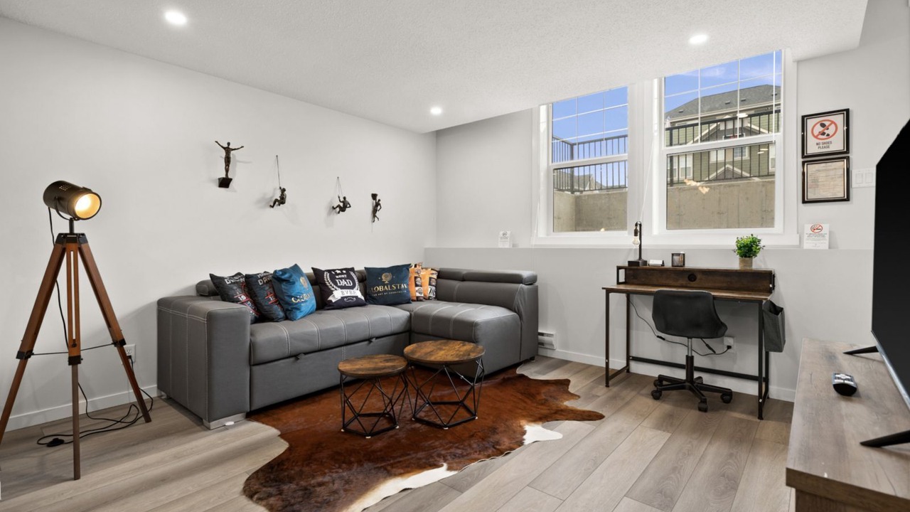 Photo of Livingroom in Cranston
