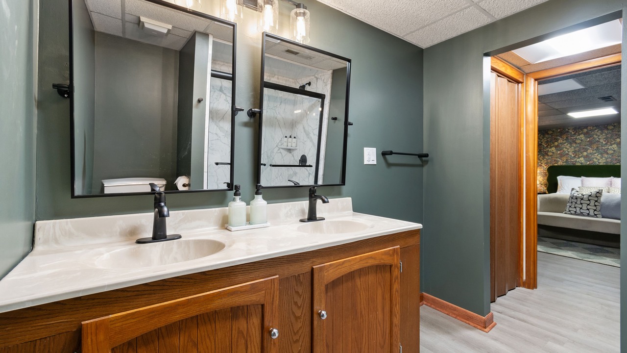 Photo of Bathroom in Arden