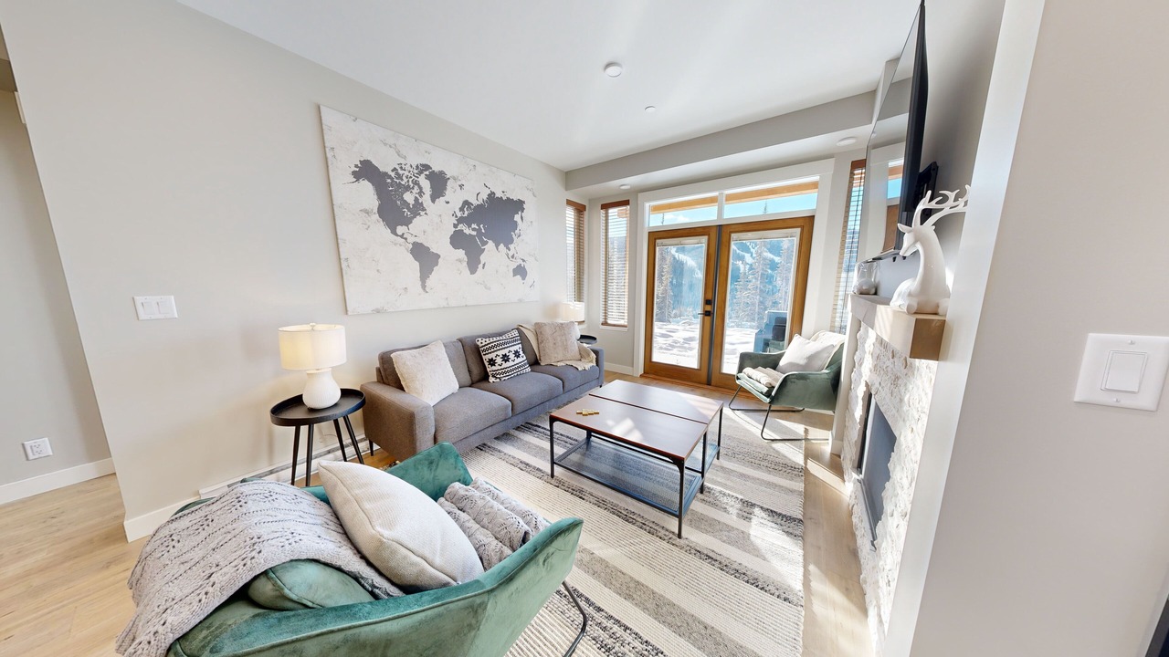 Photo of Livingroom in Sun Peaks