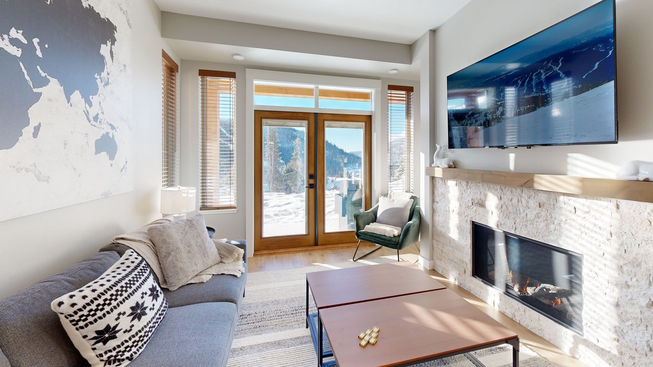 Photo of Livingroom in Sun Peaks
