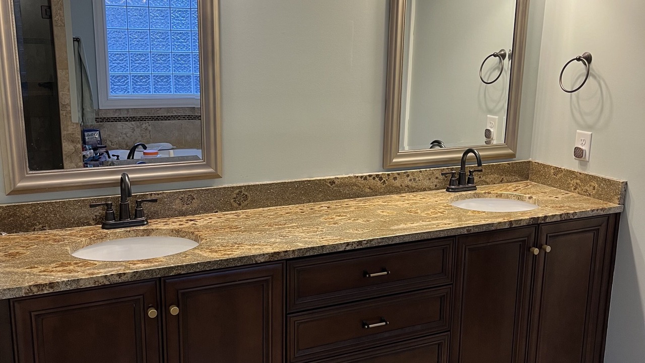 Photo of Bathroom in Riverwood Plantation