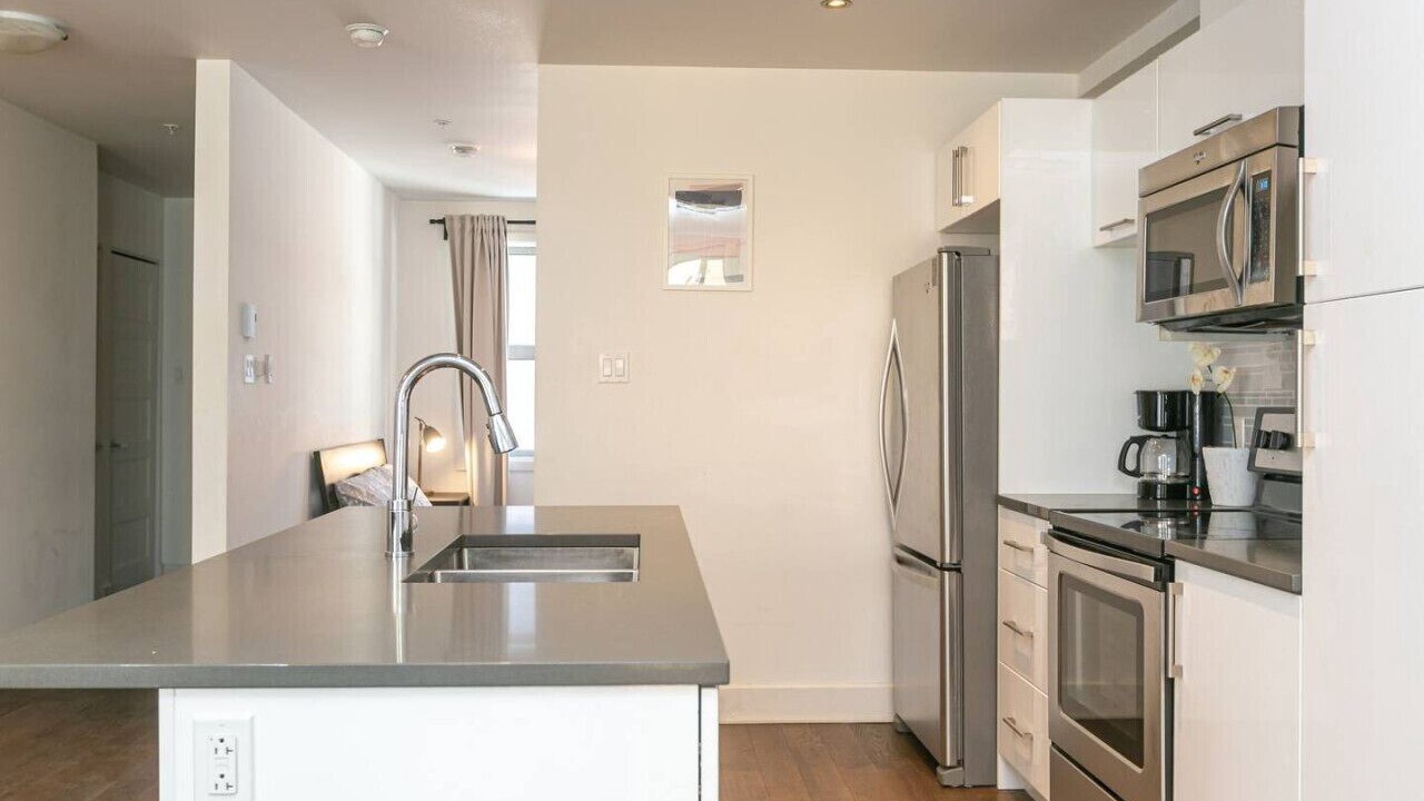 Photo of Kitchen in Quartier des Spectacles