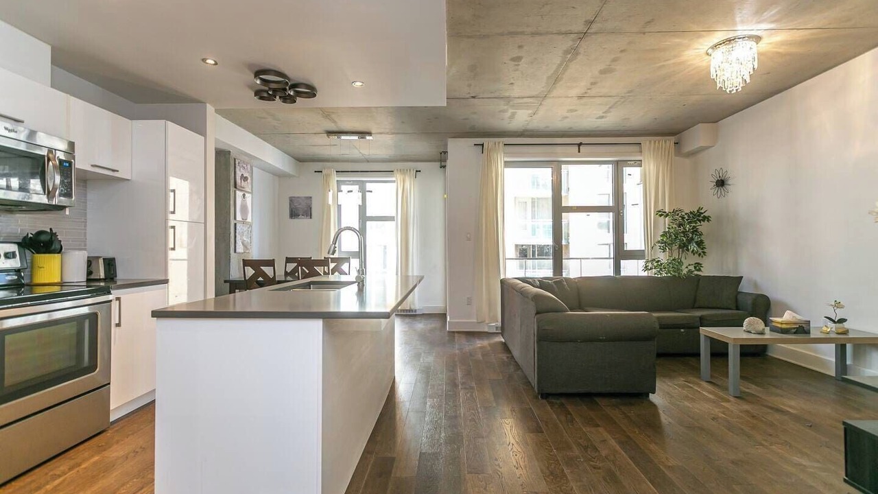 Photo of Kitchen in Quartier des Spectacles