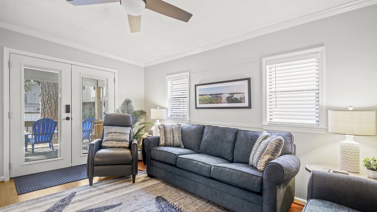Photo of Livingroom in Surfside Beach