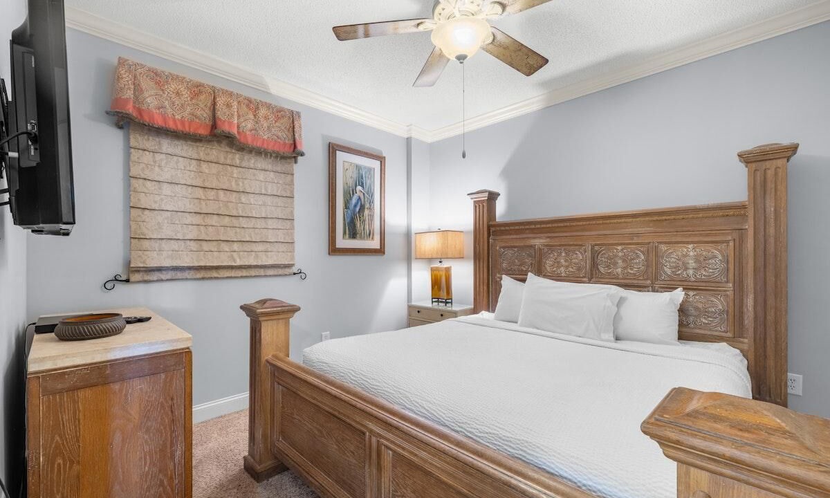 Photo of Bedroom in Windy Hill