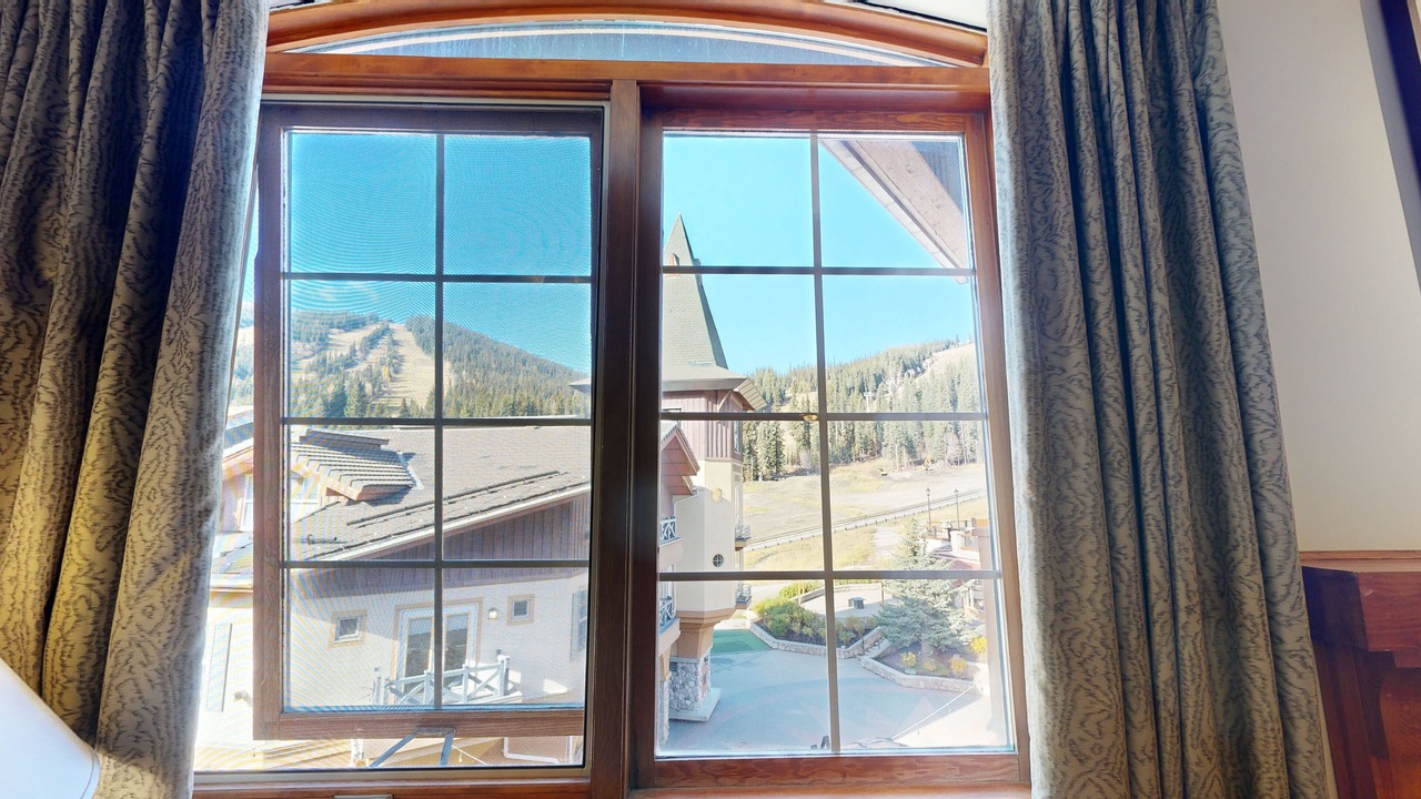 Photo of Others in Sun Peaks