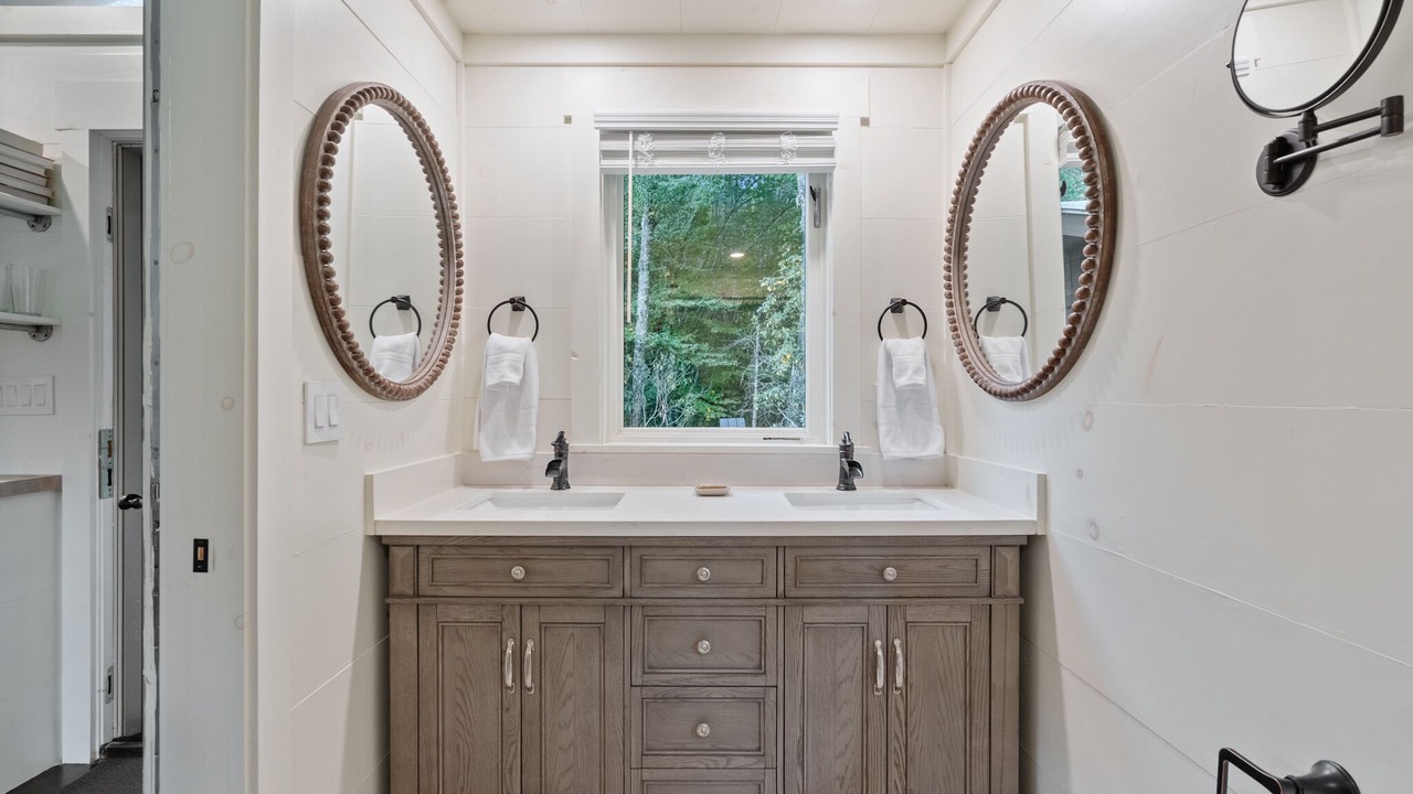 Photo of Bathroom in Cullowhee