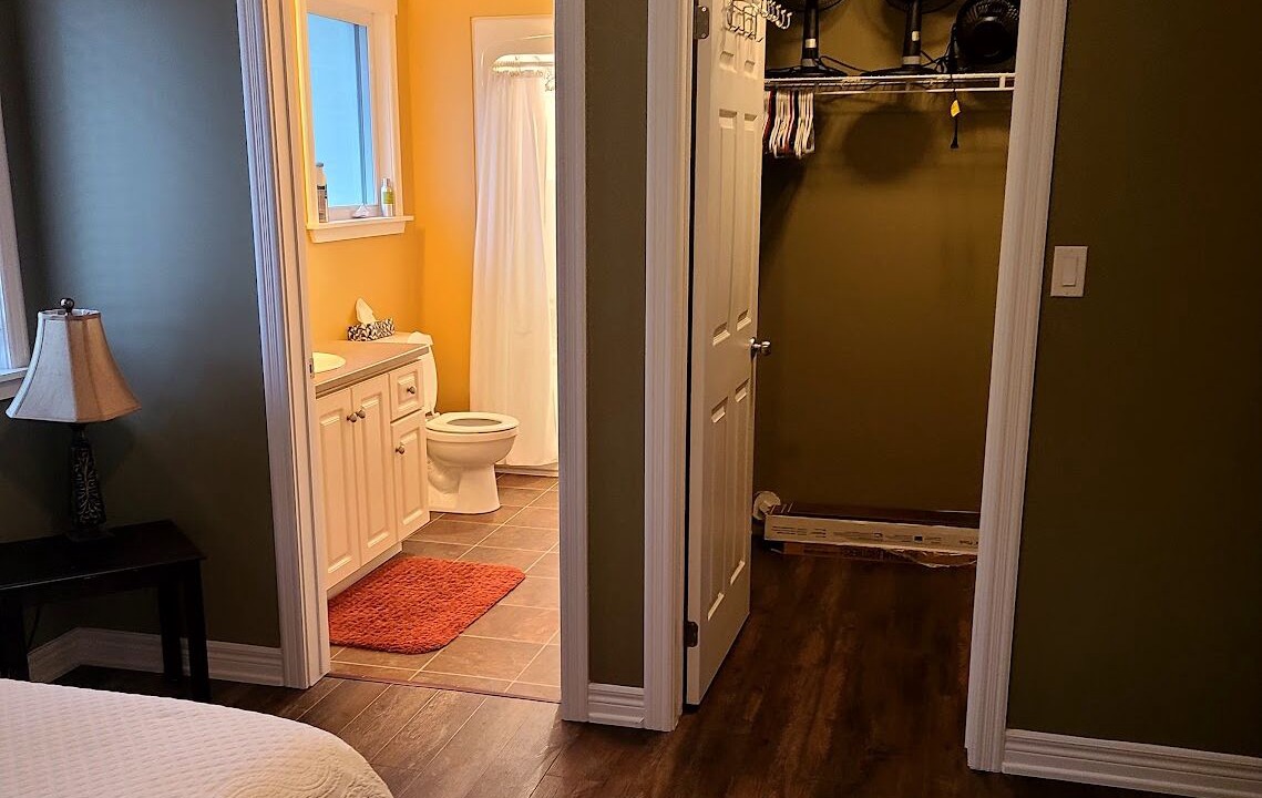 Photo of Bedroom in Point Clark