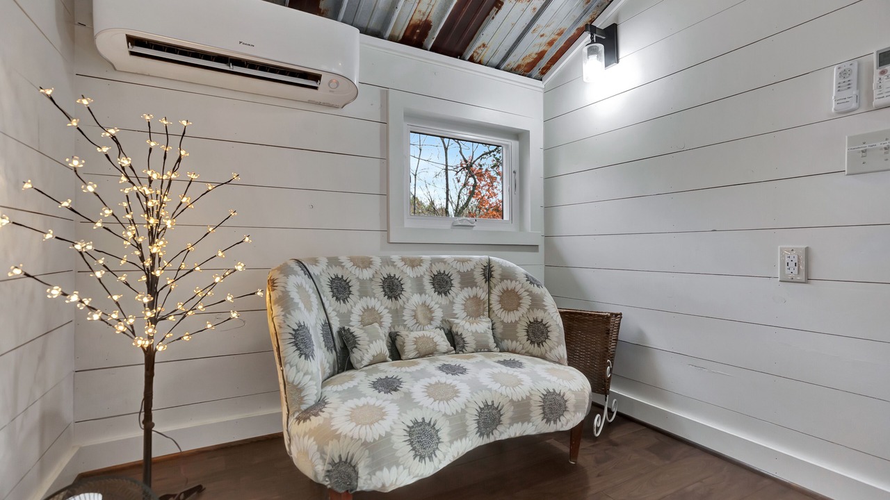 Photo of Livingroom in Salem