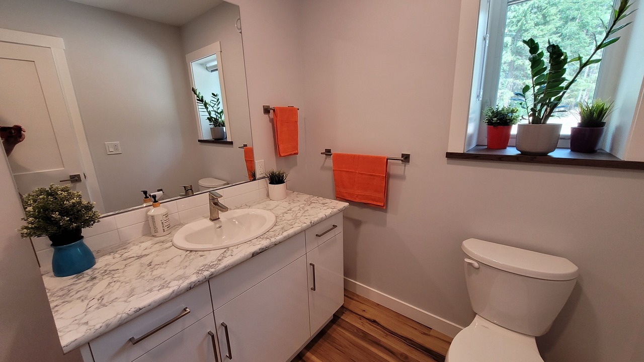 Photo of Bathroom in Golden