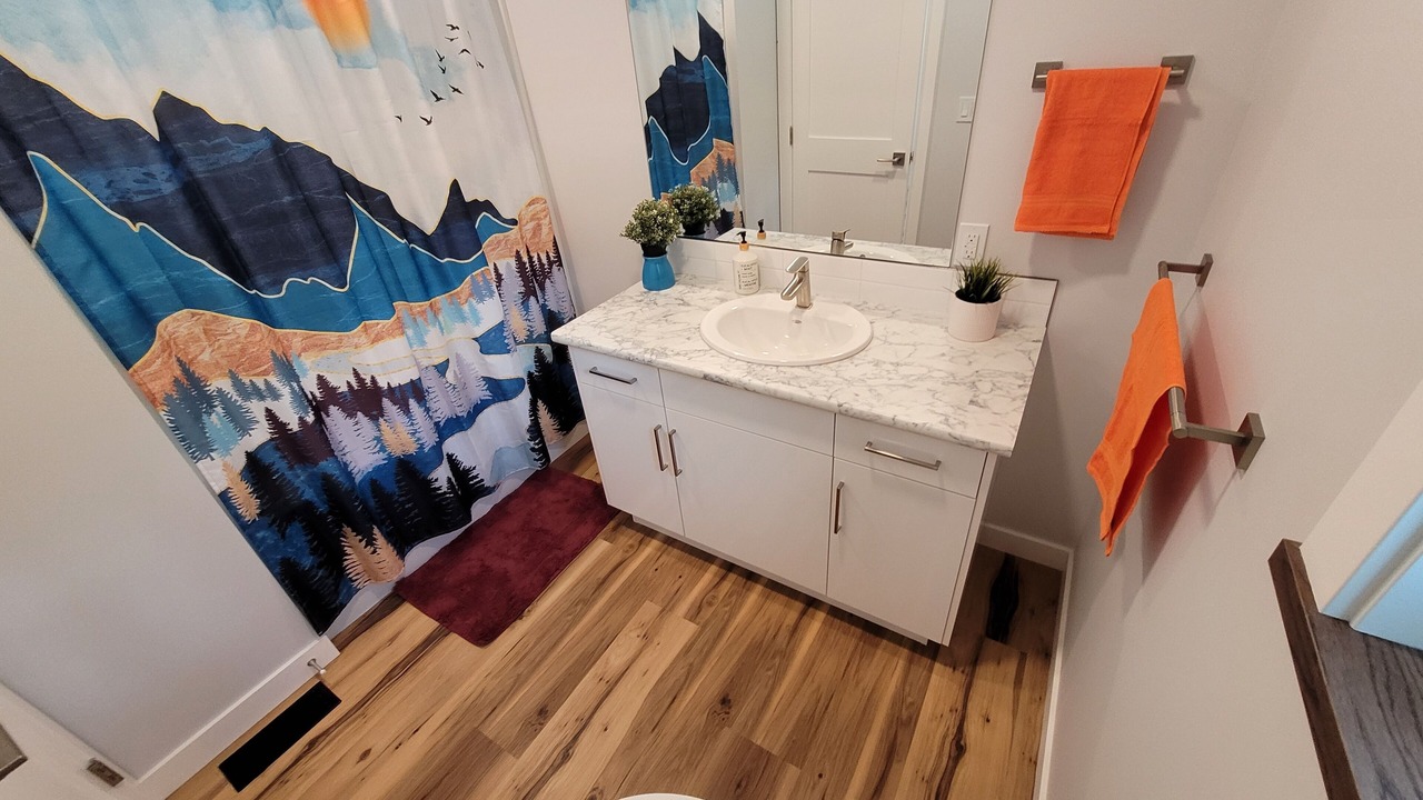 Photo of Bathroom in Golden