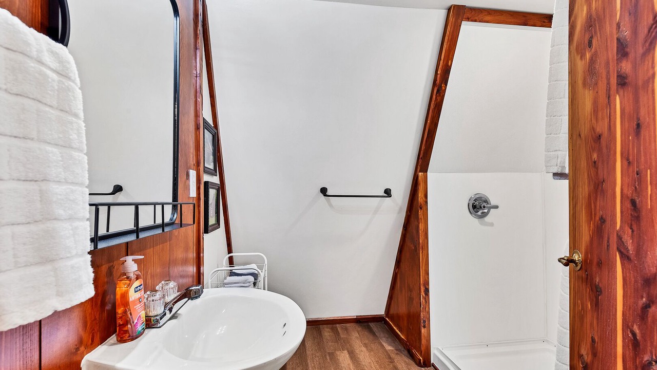 Photo of Bathroom in Tallassee