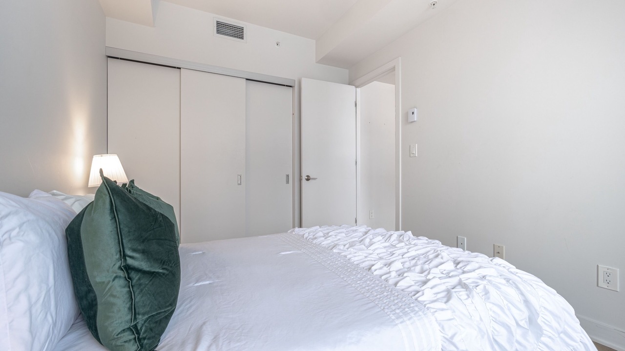 Photo of Bedroom in Downtown Montreal